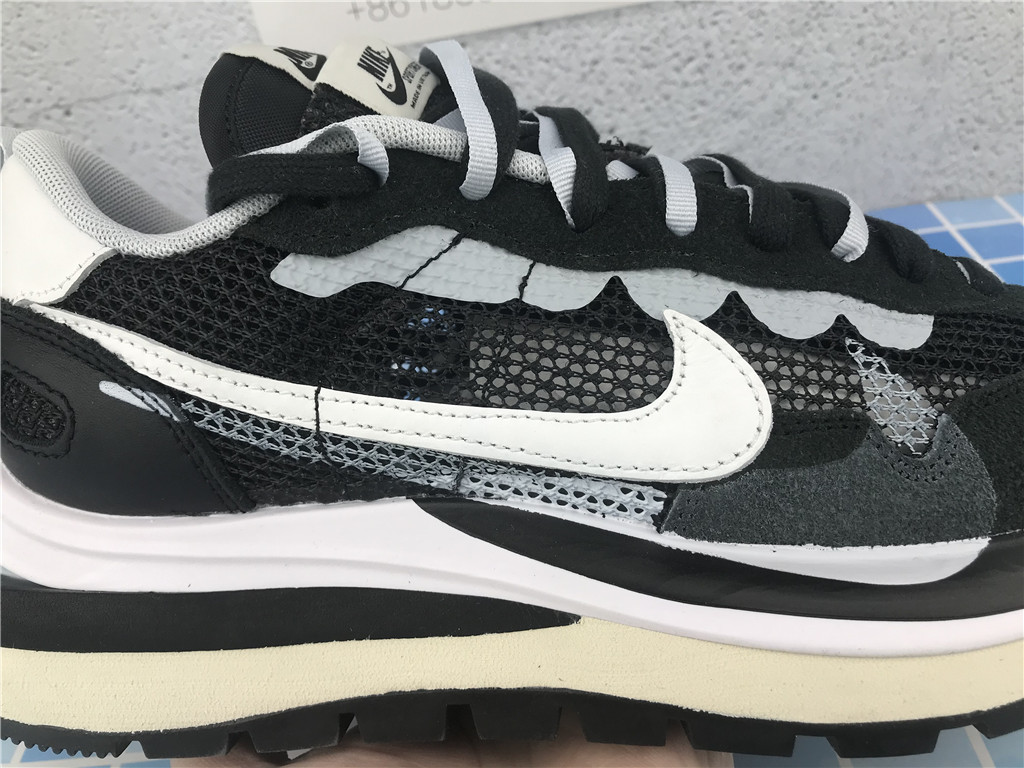 Sacai Nike VaporWaffle Black White CV1363 001